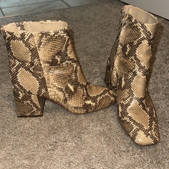 Sam Edelman Booties - Picture 3 of 4